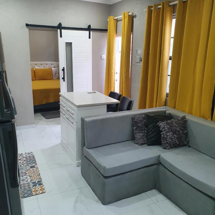 Devachan Apartments บริดจ์ทาวน์ ภายนอก รูปภาพ